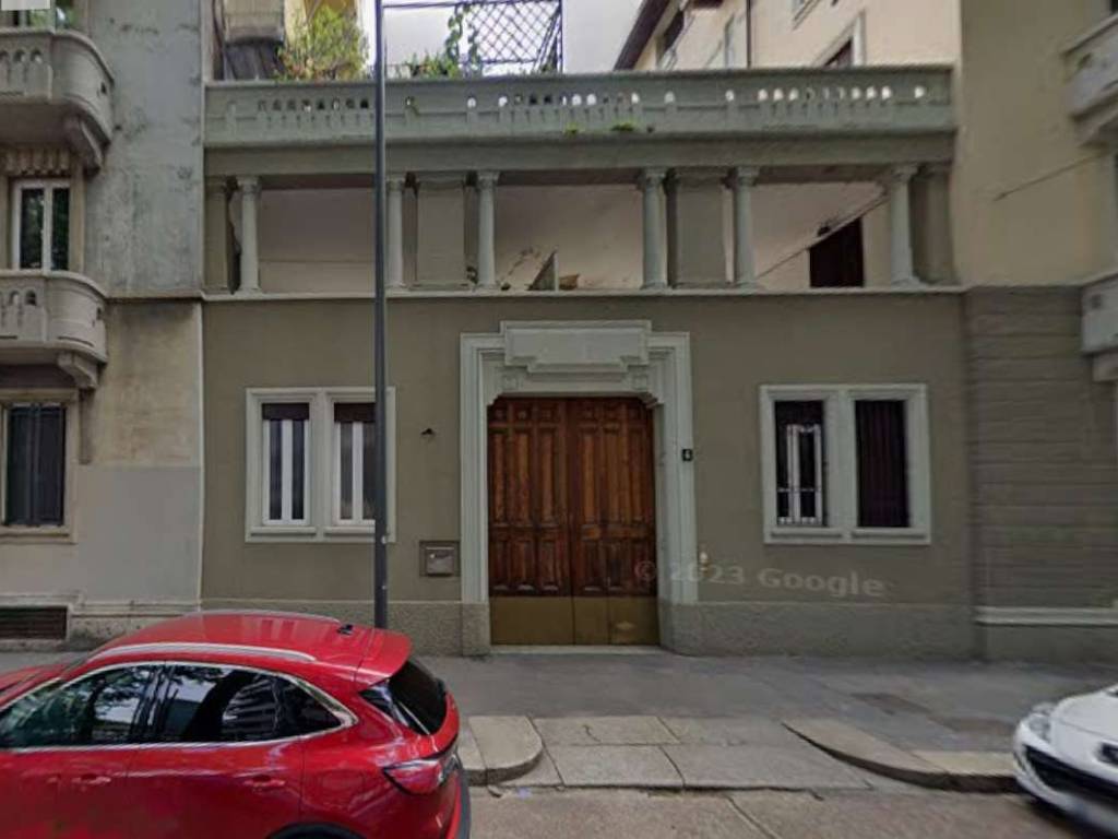 appartamento in vendita a Milano in zona Città Studi