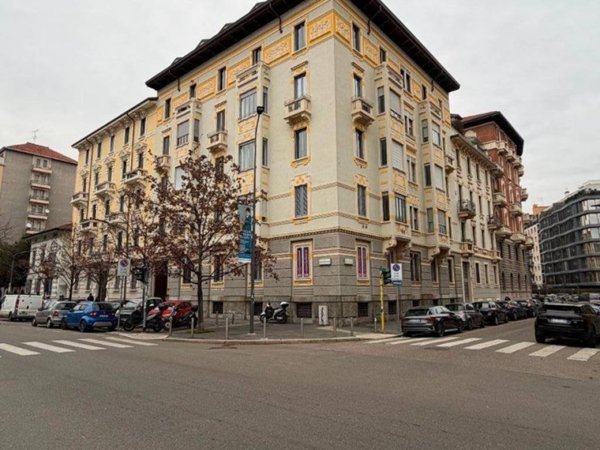 appartamento in vendita a Milano in zona Solari