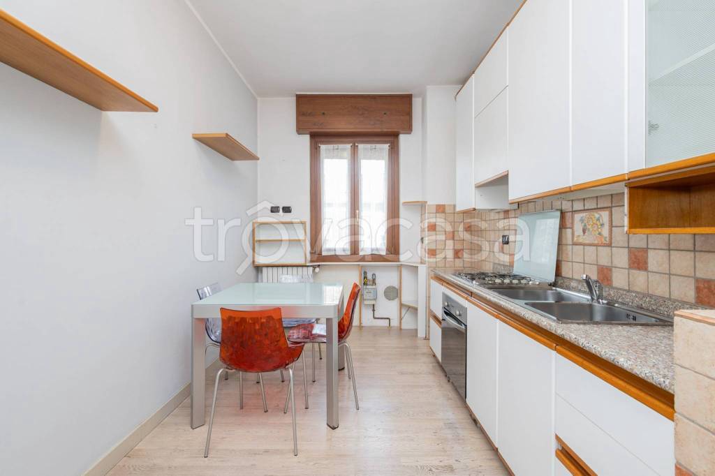 appartamento in vendita a Milano in zona Vialba