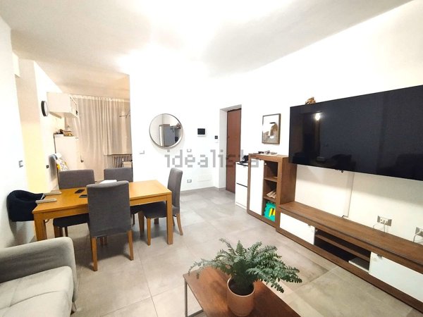 appartamento in vendita a Milano in zona Corvetto