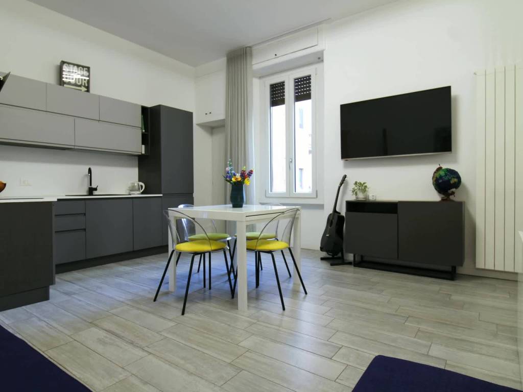 appartamento in vendita a Milano in zona Stadera