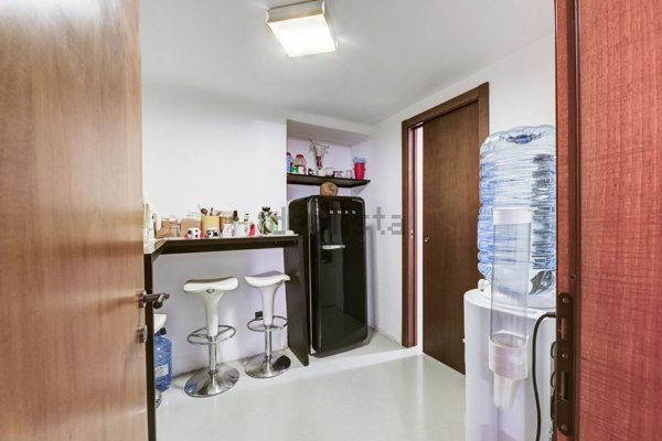 ufficio in vendita a Milano