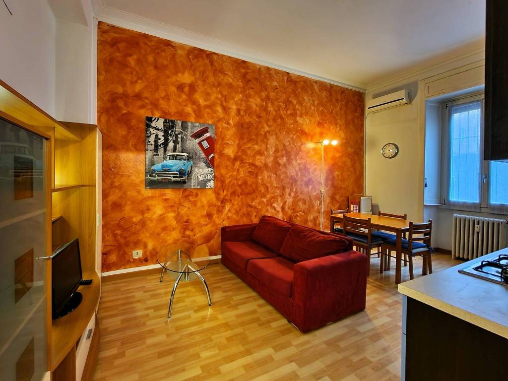 appartamento in vendita a Milano in zona Rogoredo