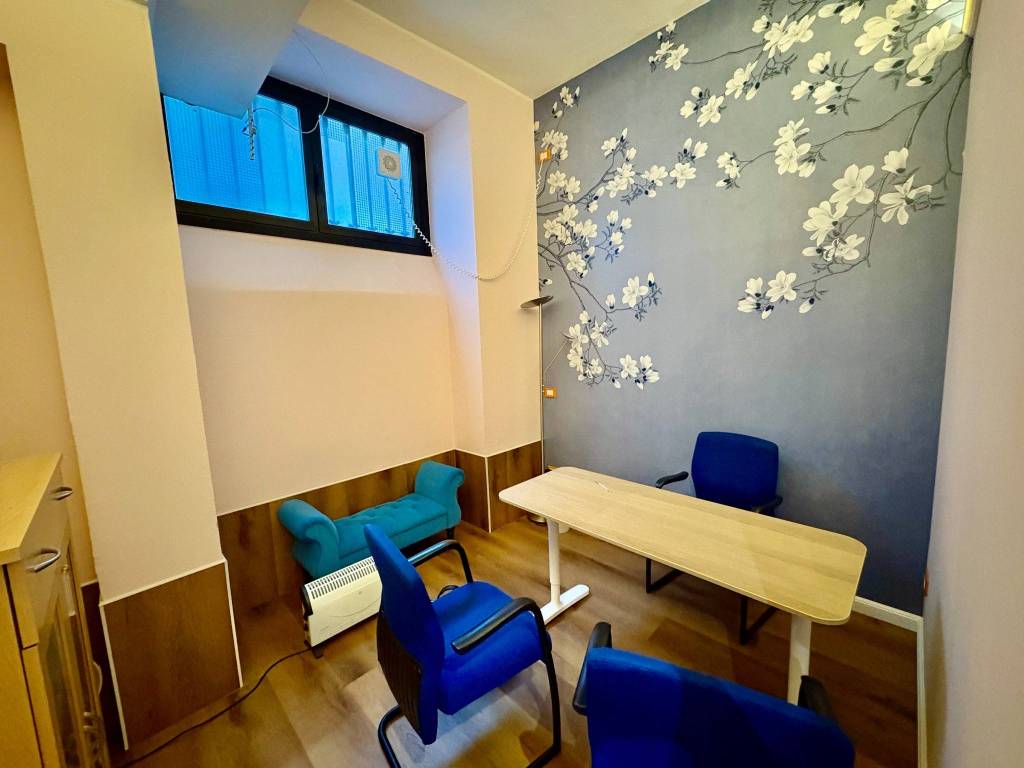 ufficio in vendita a Milano