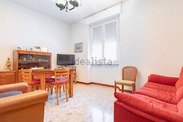 appartamento in vendita a Milano in zona Famagosta