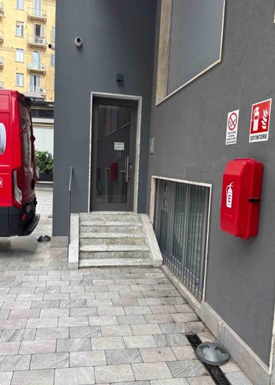 appartamento in vendita a Milano in zona Porta Vittoria