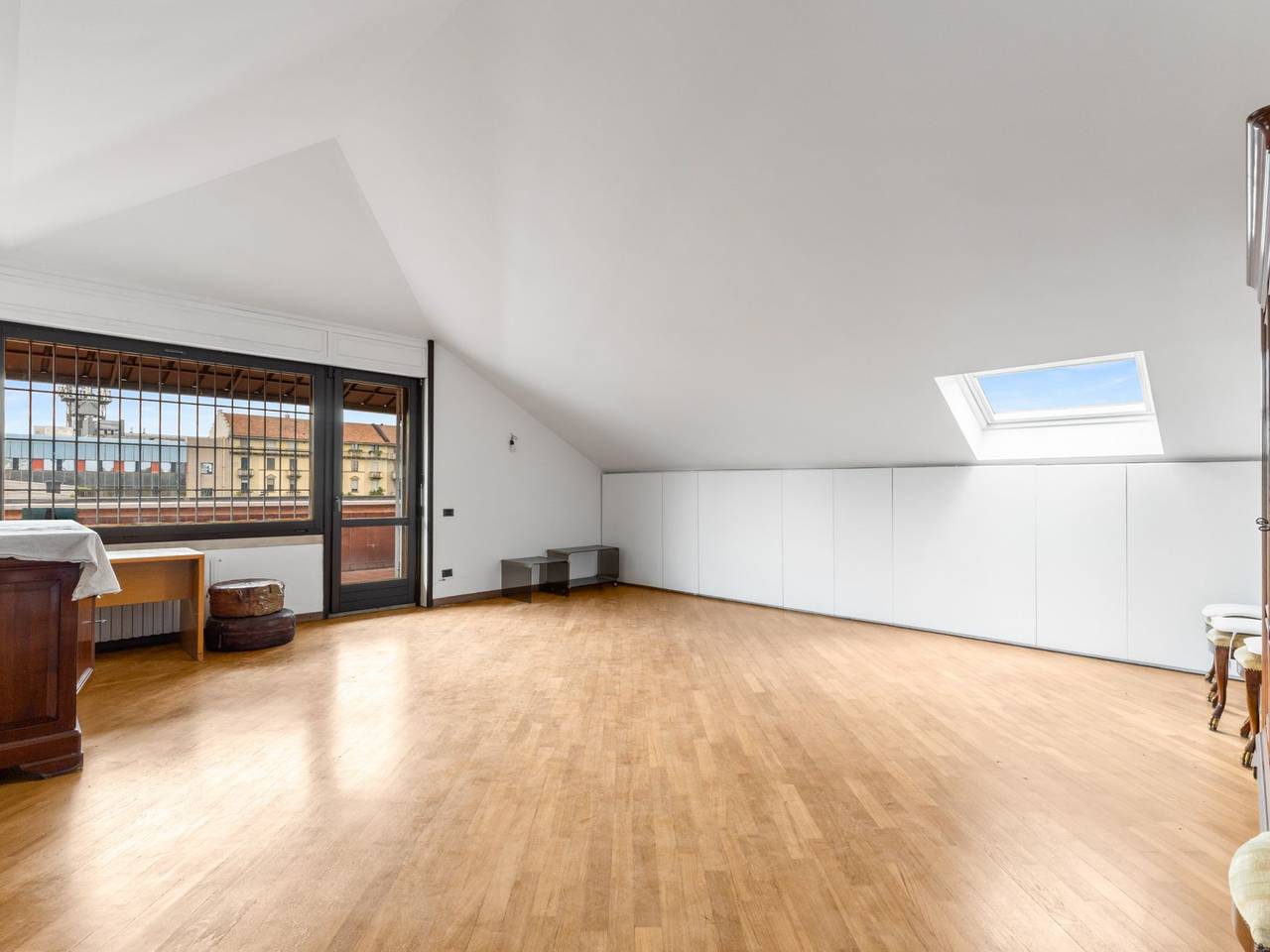 appartamento in vendita a Milano in zona Il Portello