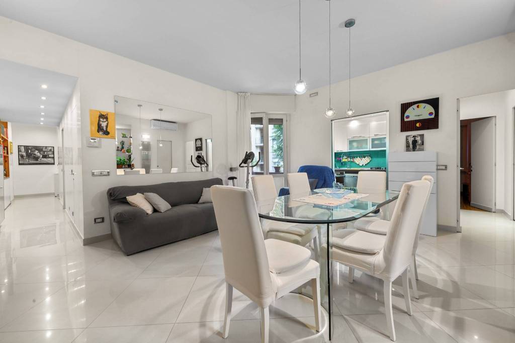 appartamento in vendita a Milano in zona Città Studi