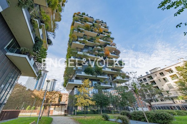 appartamento in vendita a Milano in zona Isola