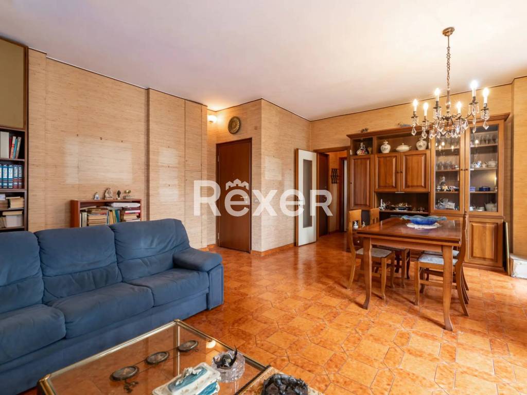 appartamento in vendita a Milano in zona Dergano