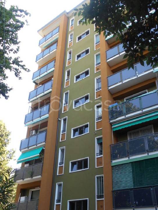 appartamento in vendita a Milano in zona Piazzale Lodi