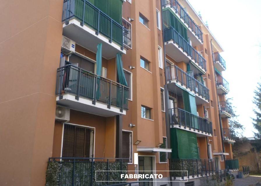 appartamento in vendita a Milano in zona Crescenzago
