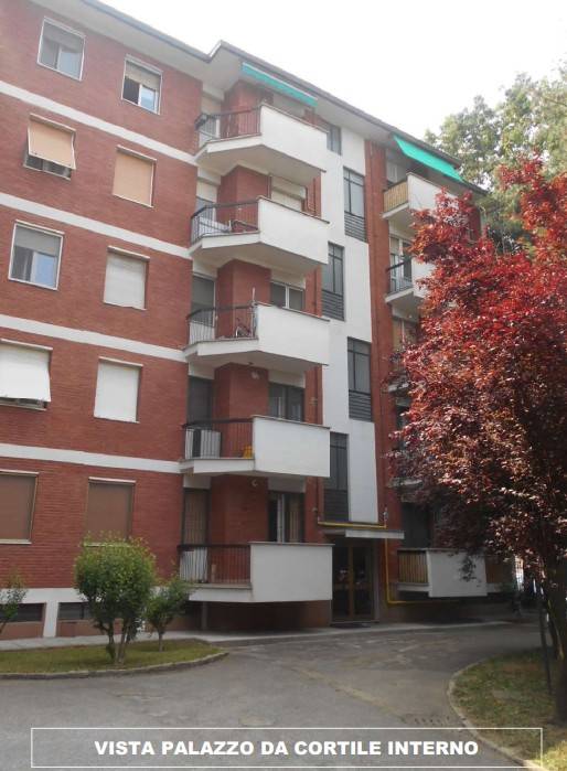 appartamento in vendita a Milano in zona Piazzale Lodi