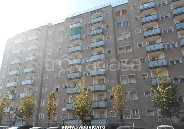 appartamento in vendita a Milano in zona Quarto Oggiaro