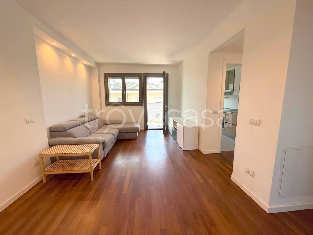 appartamento in vendita a Milano in zona Vigentino