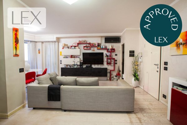 appartamento in vendita a Milano in zona Porta Ticinese