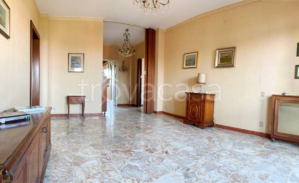 appartamento in vendita a Milano in zona QT8