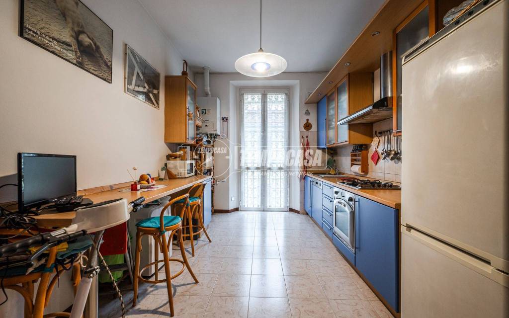 appartamento in vendita a Milano in zona Centro Direzionale