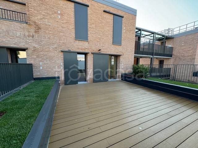 appartamento in vendita a Milano in zona Vigentino