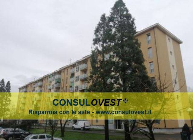 appartamento in vendita a Milano in zona Gallaratese