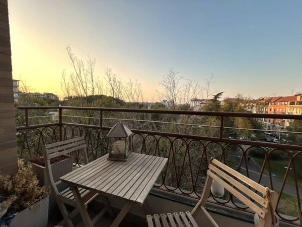 appartamento in vendita a Milano in zona Solari