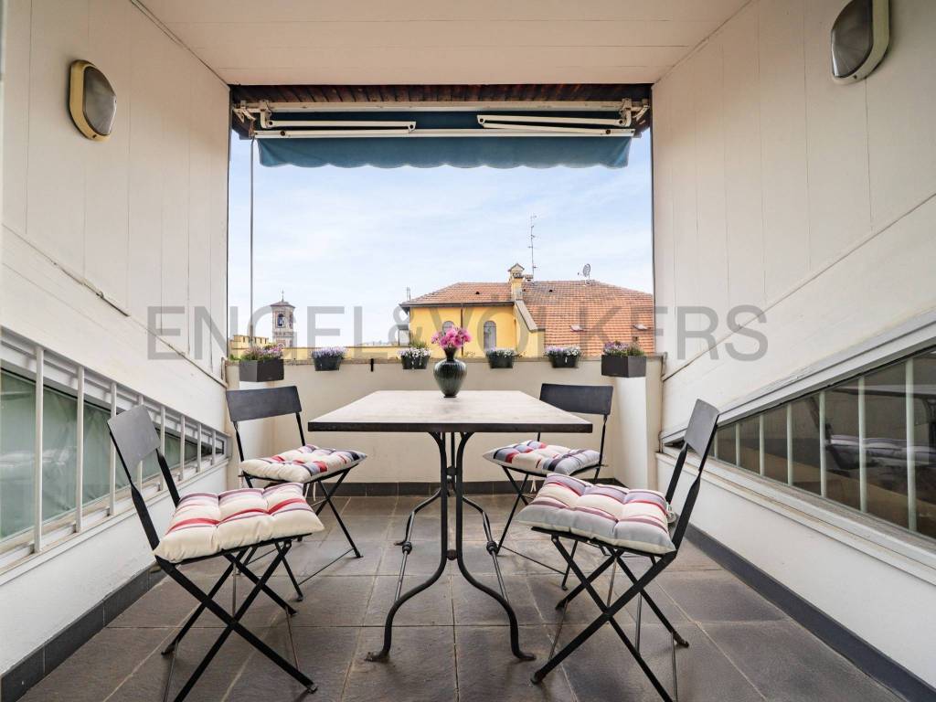 appartamento in vendita a Milano in zona Centro Direzionale