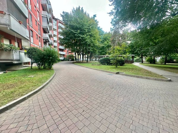 appartamento in vendita a Milano in zona Forlanini