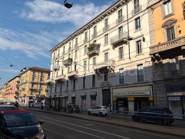 negozio in vendita a Milano in zona Isola