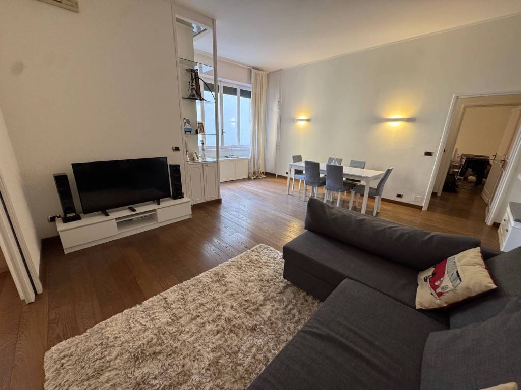 appartamento in vendita a Milano in zona Brera