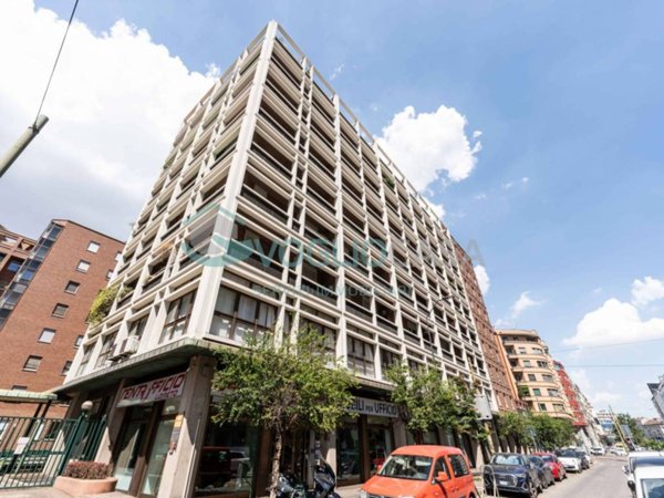 appartamento in vendita a Milano in zona Centro Direzionale
