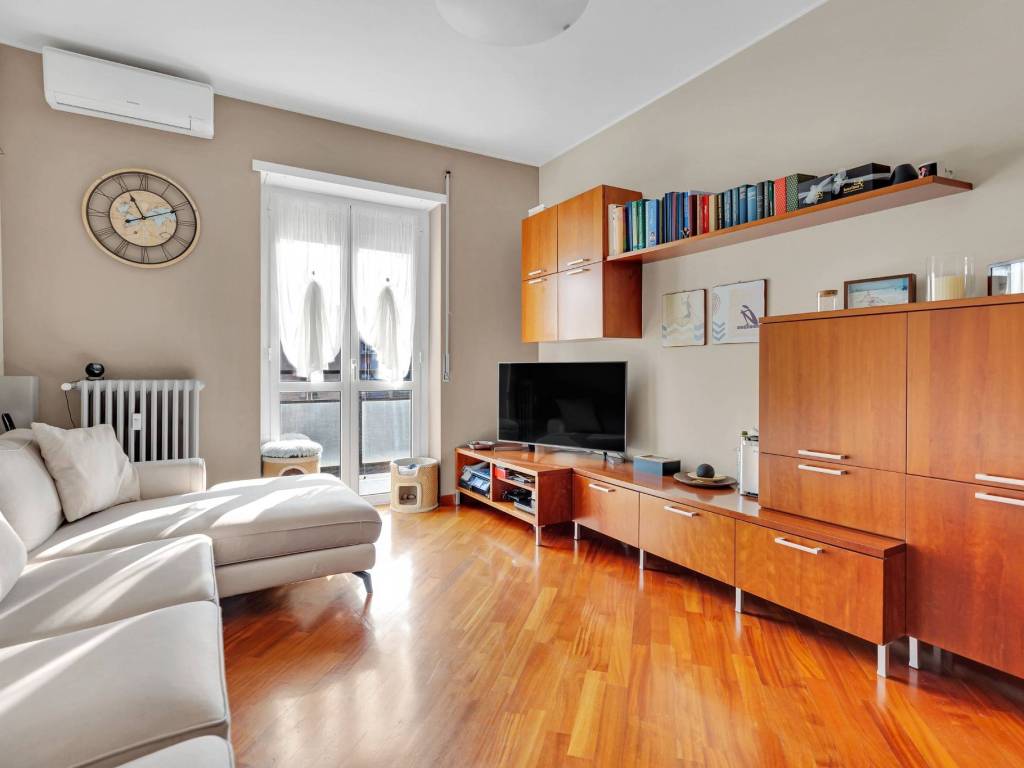 appartamento in vendita a Milano in zona Crescenzago