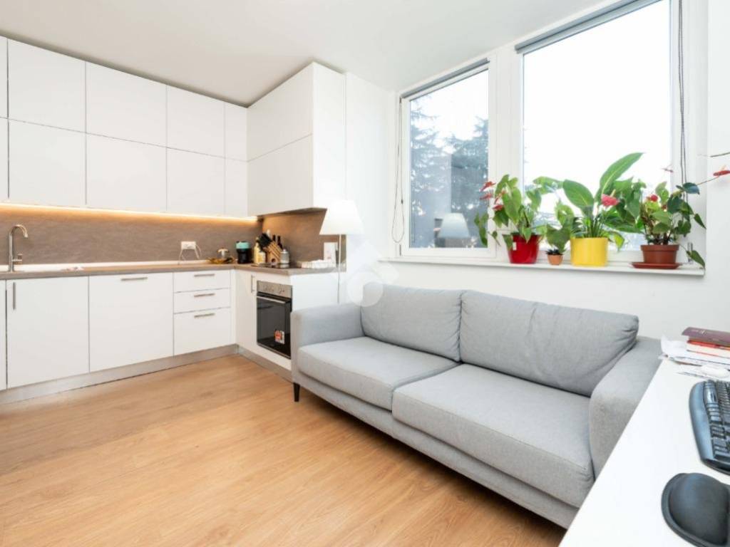 appartamento in vendita a Milano in zona Vigentino