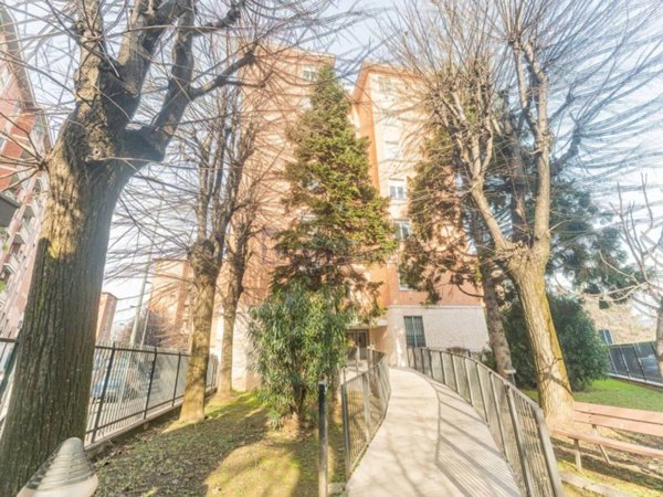 appartamento in vendita a Milano in zona Corvetto