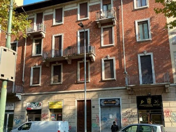 appartamento in vendita a Milano in zona Famagosta