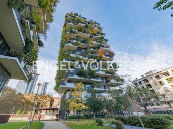 appartamento in vendita a Milano in zona Porta Nuova