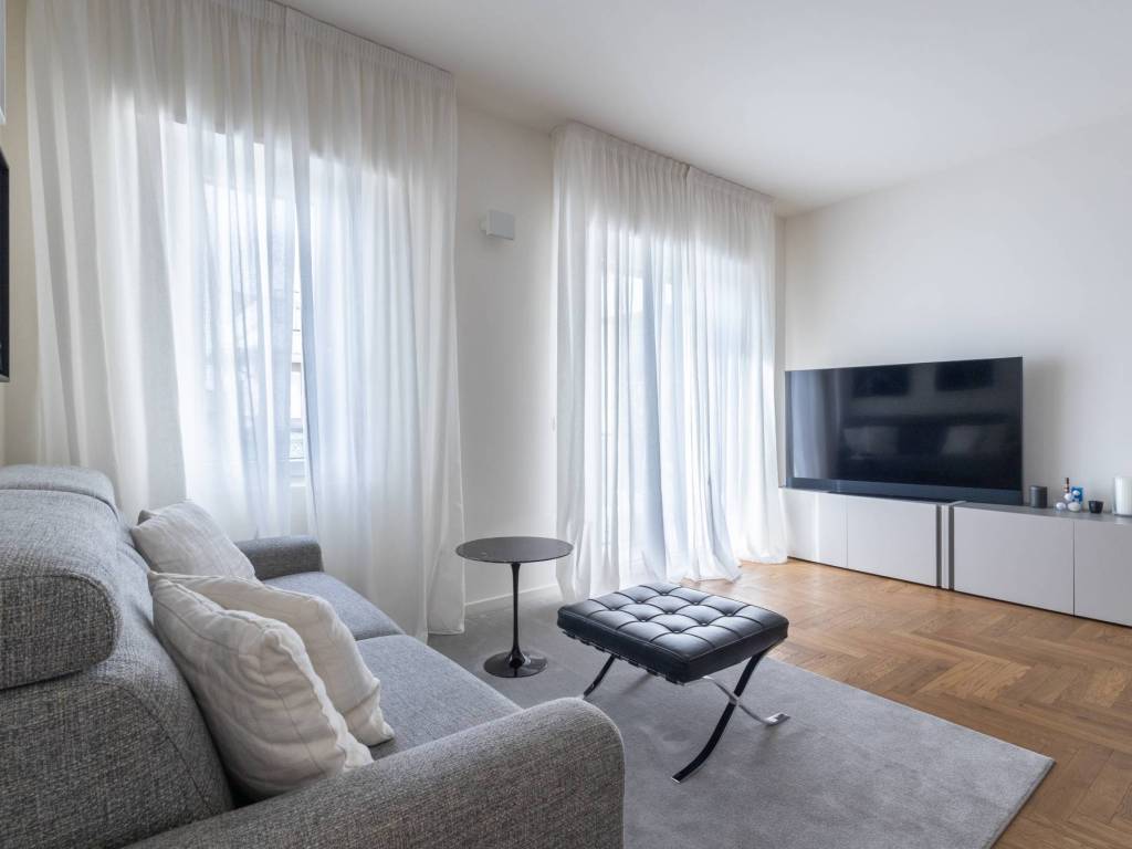 appartamento in vendita a Milano in zona Il Portello