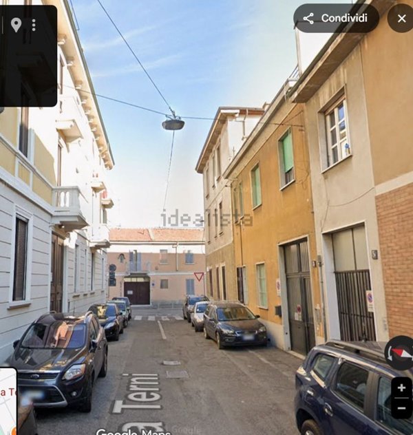 appartamento in vendita a Milano in zona Baggio