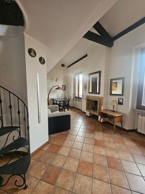 appartamento in vendita a Milano in zona Cinque Giornate