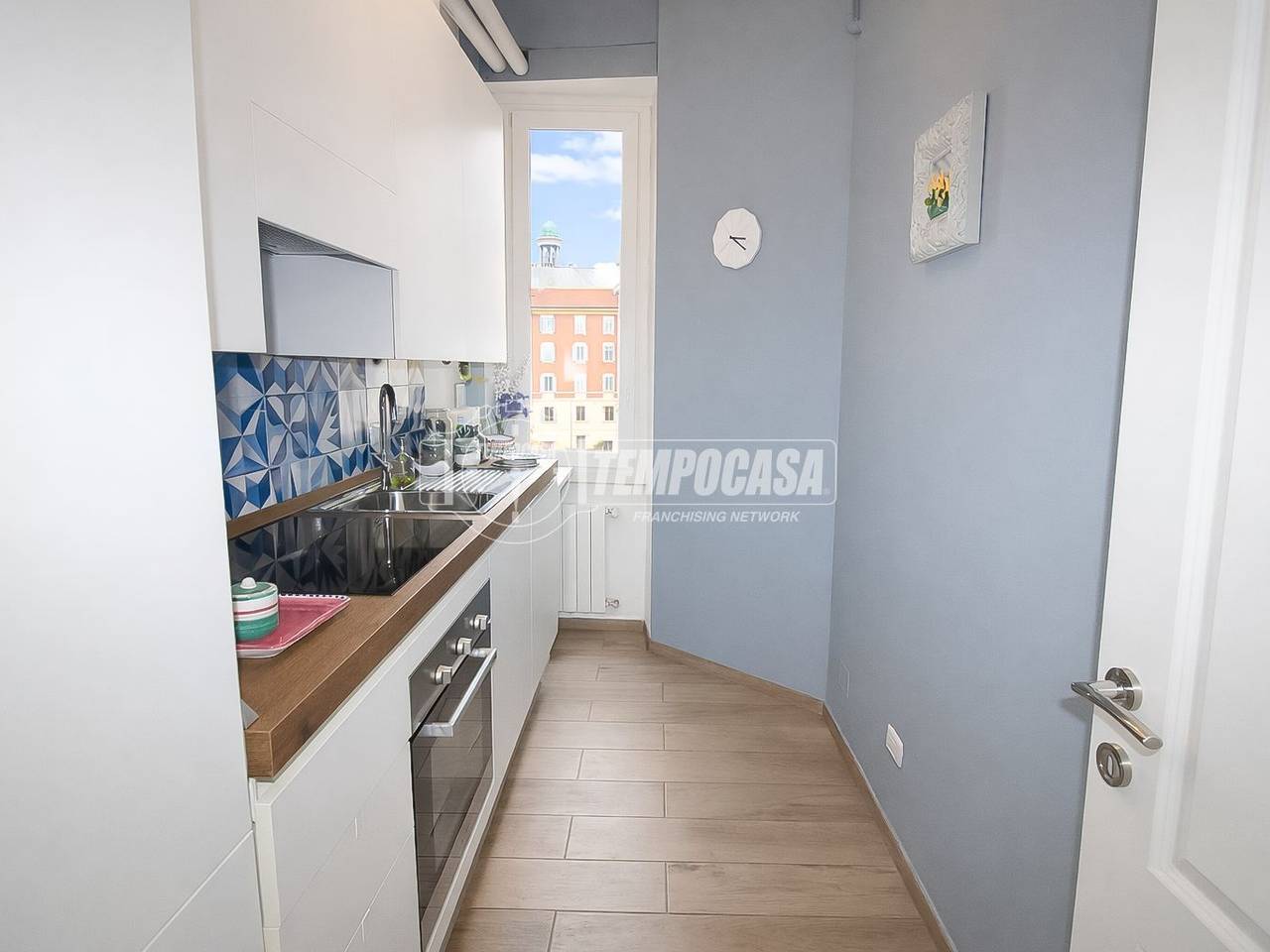 appartamento in vendita a Milano in zona Piazzale Lodi