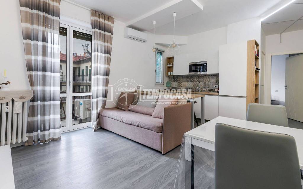 appartamento in vendita a Milano in zona Dergano