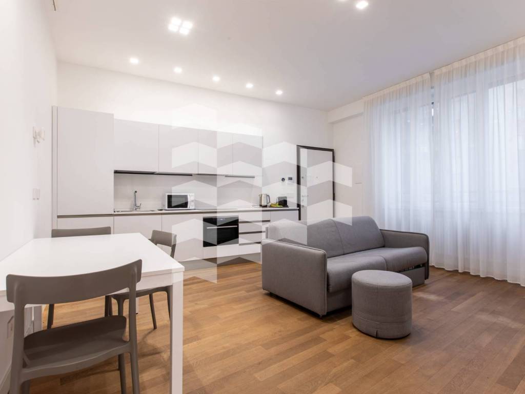 appartamento in vendita a Milano in zona Cinque Giornate