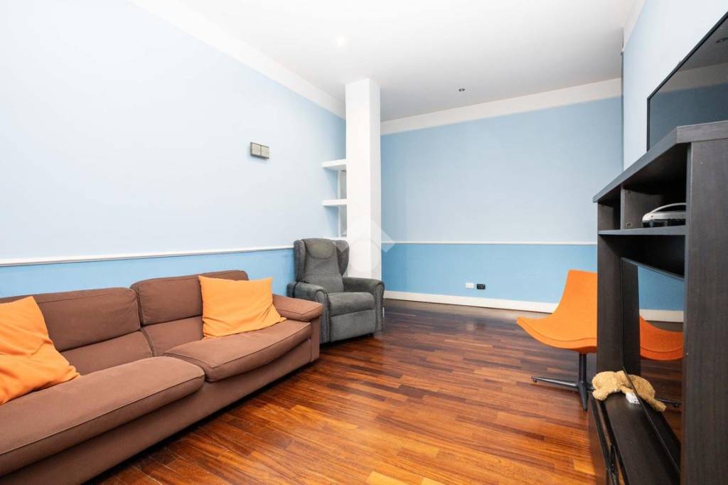 appartamento in vendita a Milano in zona Porta Romana