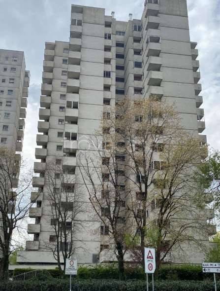 appartamento in vendita a Milano in zona Gratosoglio