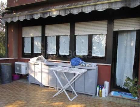 appartamento in vendita a Milano in zona Baggio