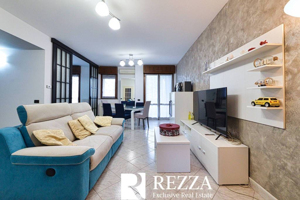 appartamento in vendita a Milano in zona Quarto Cagnino