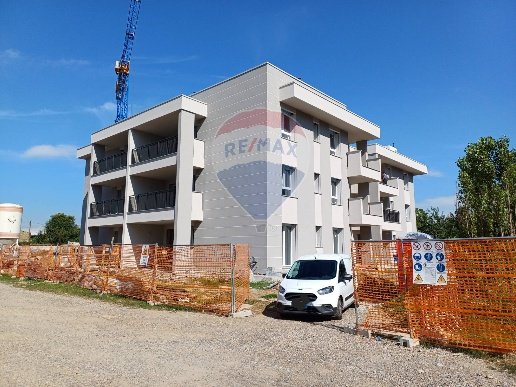 appartamento in vendita a Milano in zona Quinto Romano