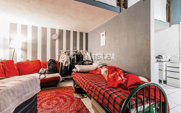 appartamento in vendita a Milano in zona Dergano