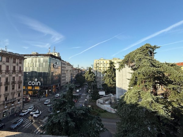 appartamento in vendita a Milano in zona Cinque Giornate