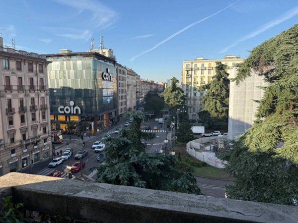 appartamento in vendita a Milano in zona Cinque Giornate