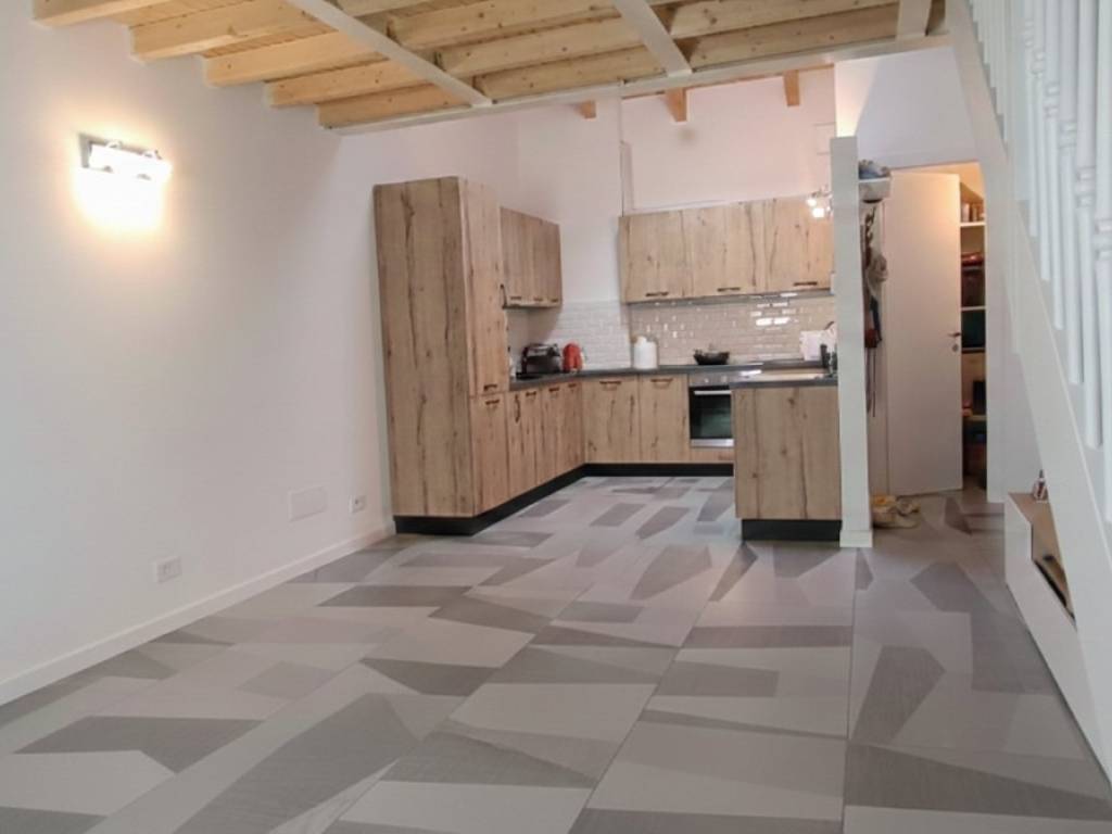 appartamento in vendita a Milano in zona Bocconi